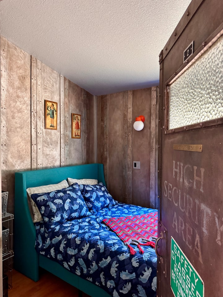 Bedroom 5