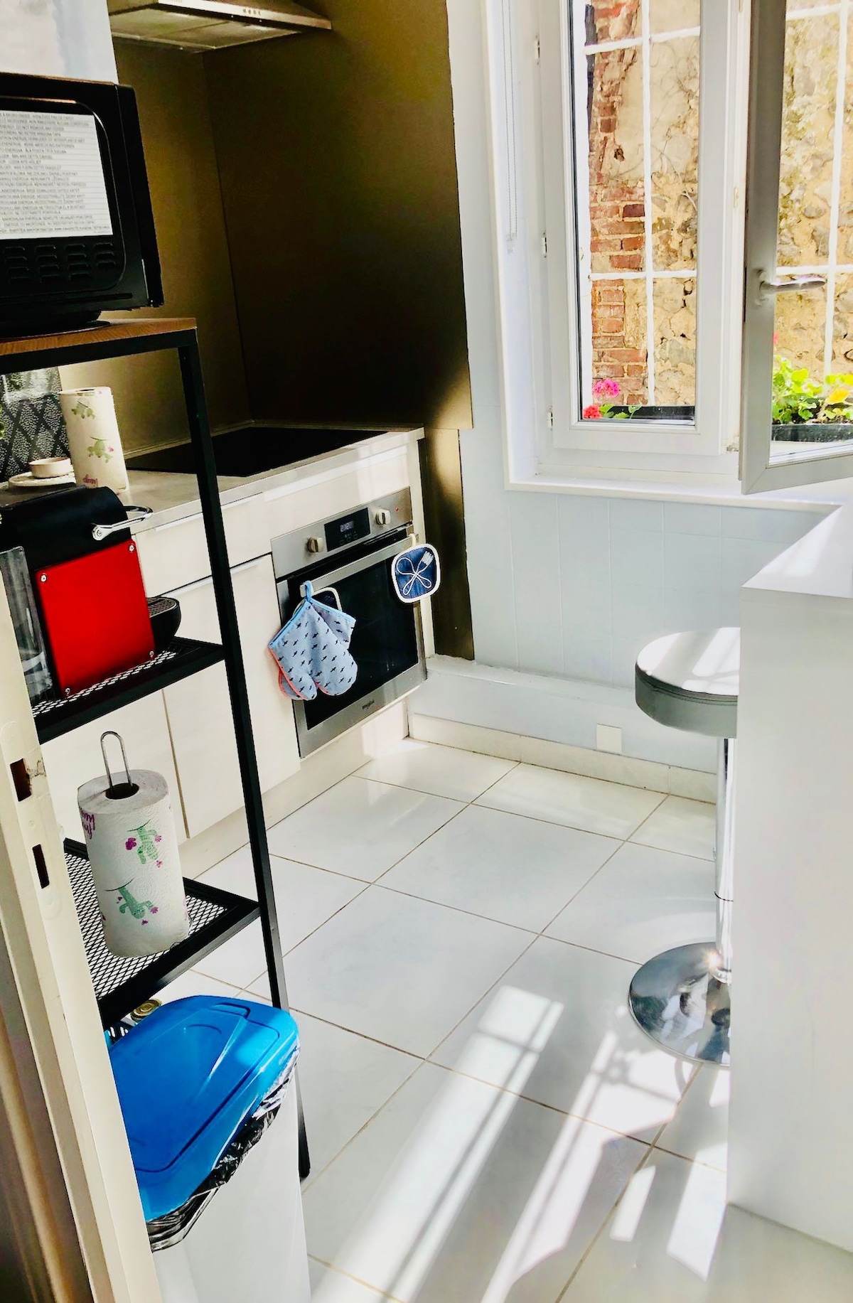 Popular Airbnb listing: Sea-facing studio in Houlgate