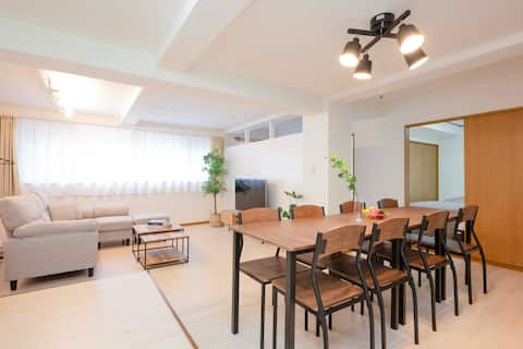 Shinjuku 7 min by train!70 square meters spacious up to 9 people/5 beds/B033