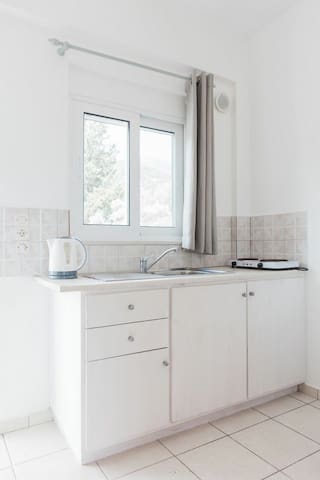 Horizon Studio Apartment managed Airbnb listing 3