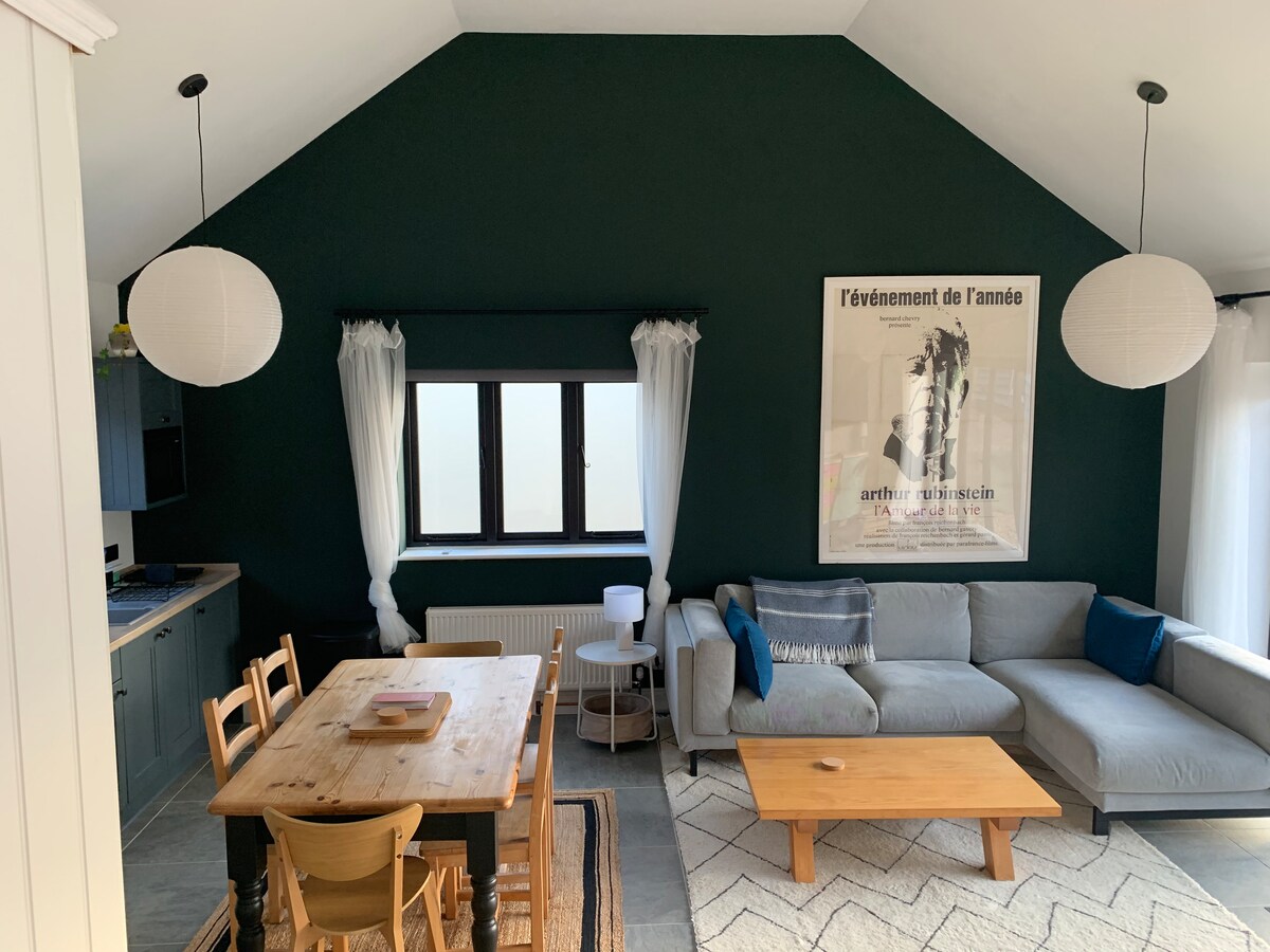 Popular Airbnb listing: Perfect 3 bed Dorset Barn with private garden in Dorset