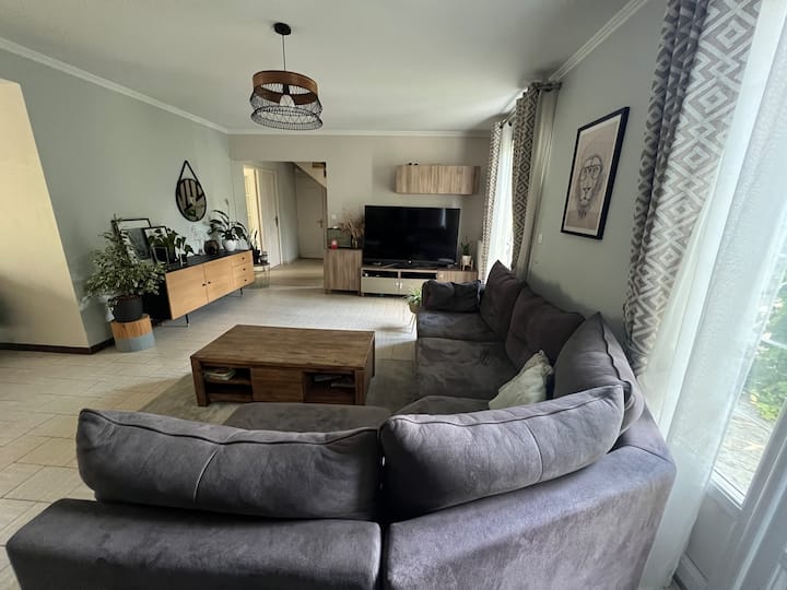 Maison Familiale Et Confortable - Breuillet