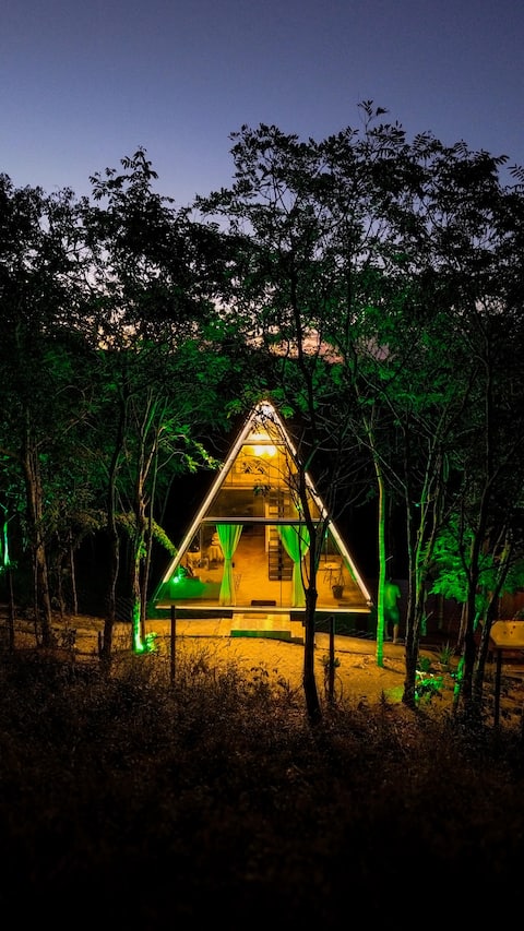 Beautiful Cabin Lake Corumbá 3