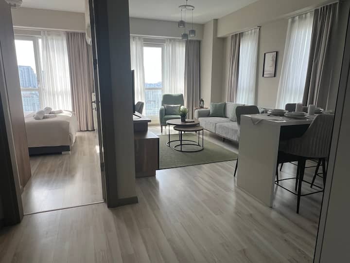 Charming Apartment Close To City Hub, Great Views - اسطنبول