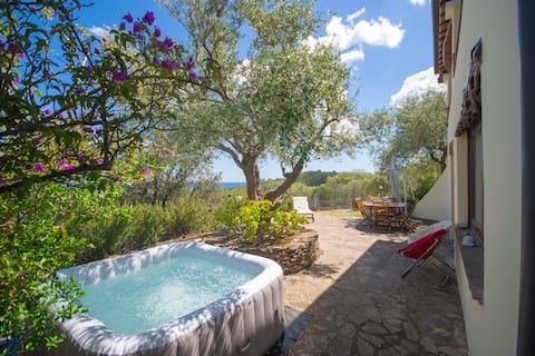 [Villa Ginepro] Jacuzzi and Sea View