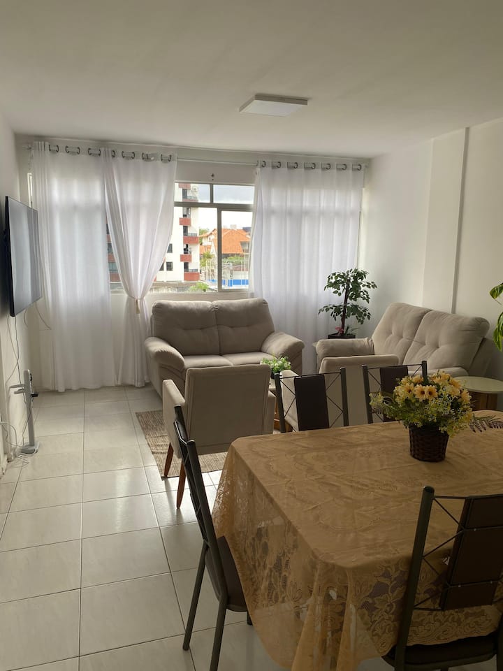 4 bedrooms, 3 with A/C, 3 bathrooms, 2 parking spaces · Partage