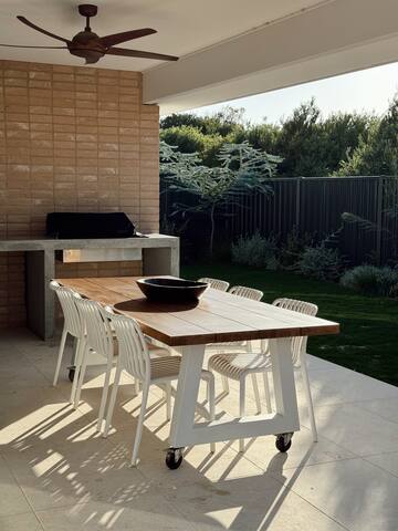 The Lon House gallery image 2