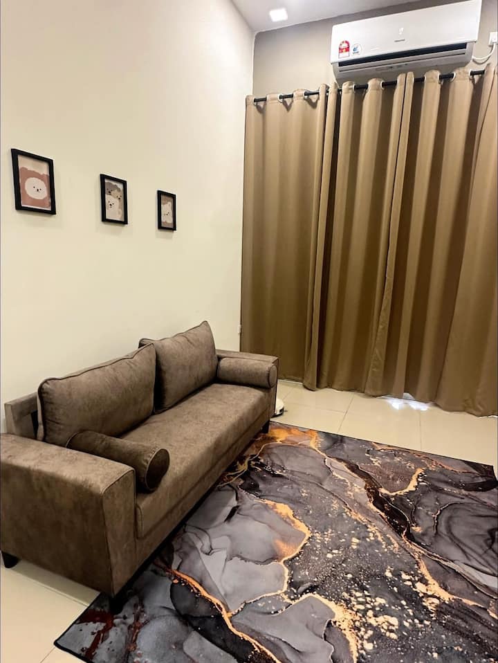 Pantai Remis Bear Homestay Perak - Pantai Remis