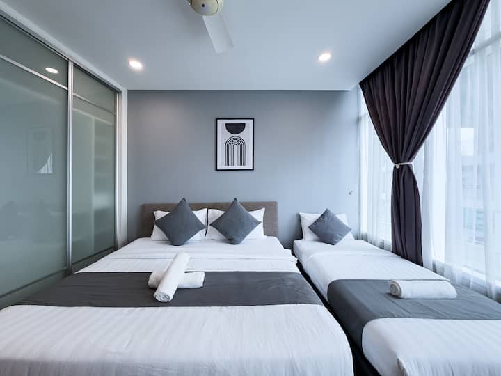 3 Mins Walk To Klcc, 3 Bedroom Apartment @ Wakely - Bukit Bintang
