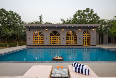 Elivaas | 5BHK | Pvt Pool | Party Hall | Garden |