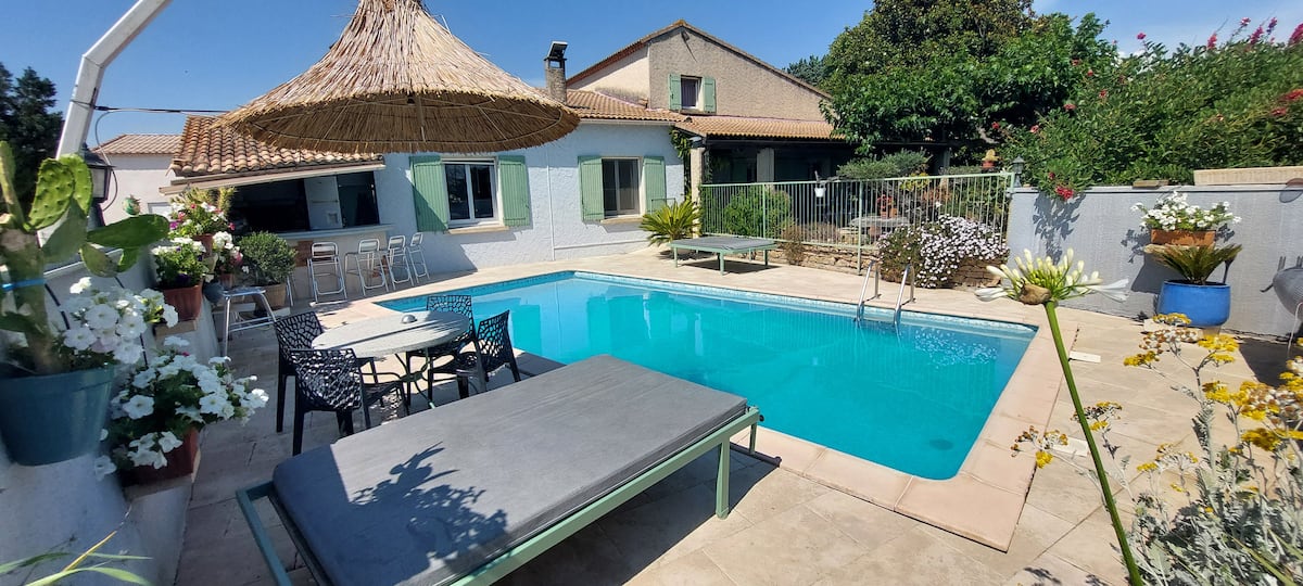 Villa La Prairie Tarascon — piscine