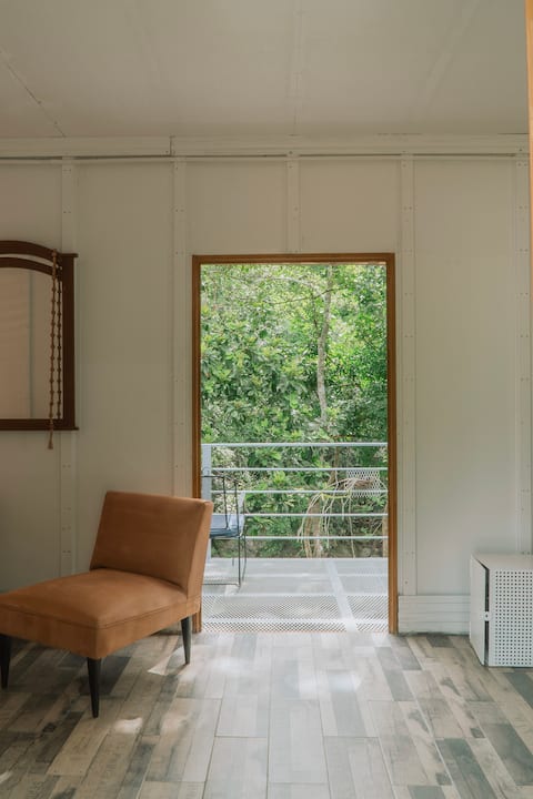 Popular Airbnb listing: Casa Ámbar | Estudio Rural in Ponce