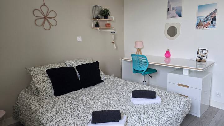 Прекрасна соба со двоен кревет 