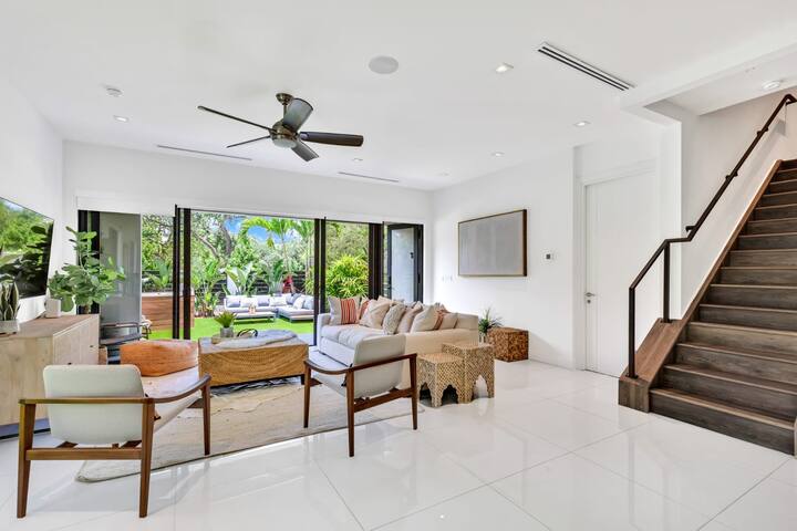 NEW Mansion WALK to LAS OLAS HOSTS 14 gallery image 2