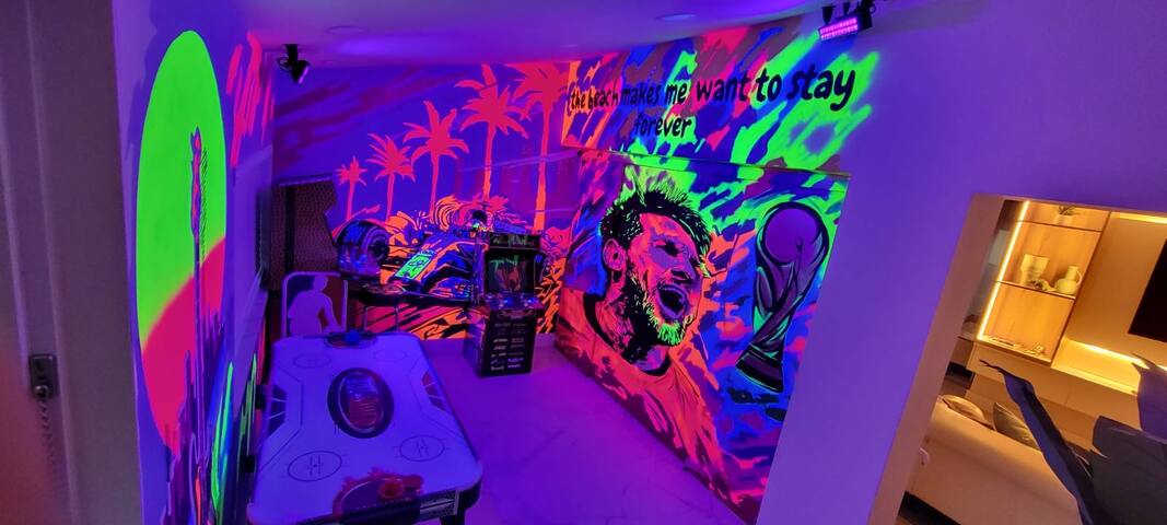 Coastal Paradise /4Bedrooms/Minigolf/HeatedPool gallery image 4