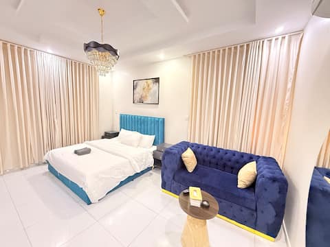 Al Faisaliah Studio FB304