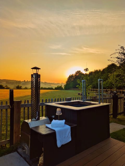 Luxury Glamping Retreat near London