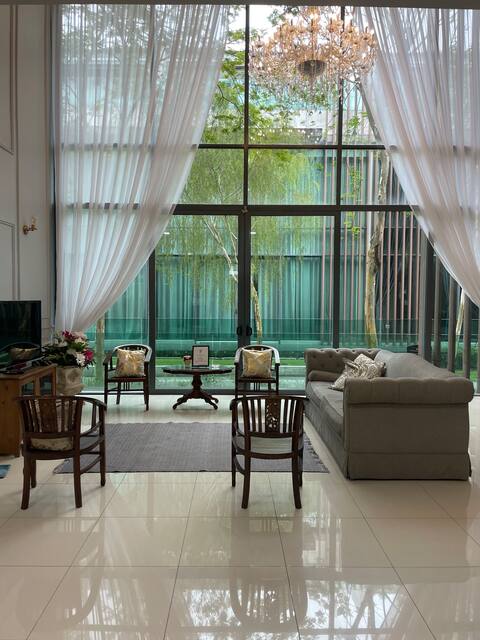 New - PoolVilla & Jacuzzi for 20 ppl |Cyberjaya