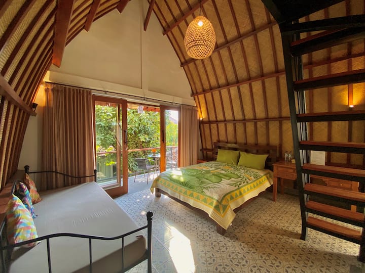 The Barn: Nature's Loft Sleeps 4 - Bali