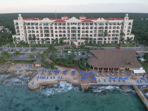 403 Landmark Resort deluxe Cozumel condo