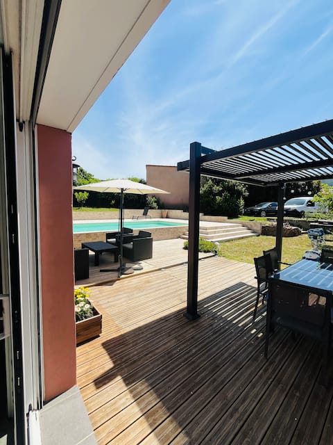 Charming Villa with Pool