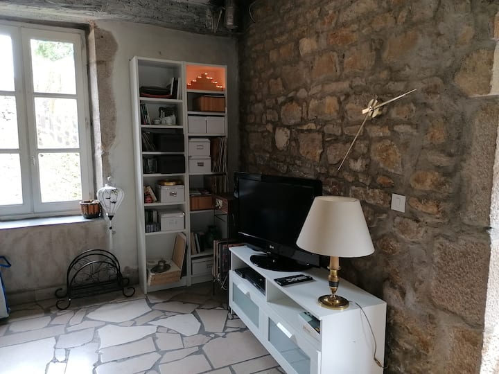 Jura, Maison De Village - Château-Chalon