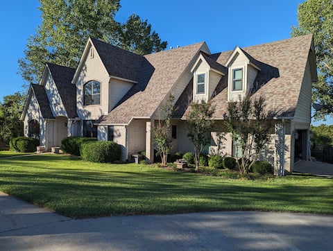 Scenic Retreat for the Family