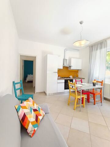 Entire home with 1 bedrooms in Rimini - Entrance & Private Courtyard