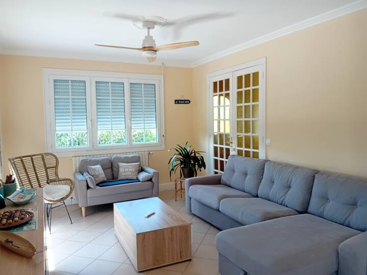 غرفة المعيشة