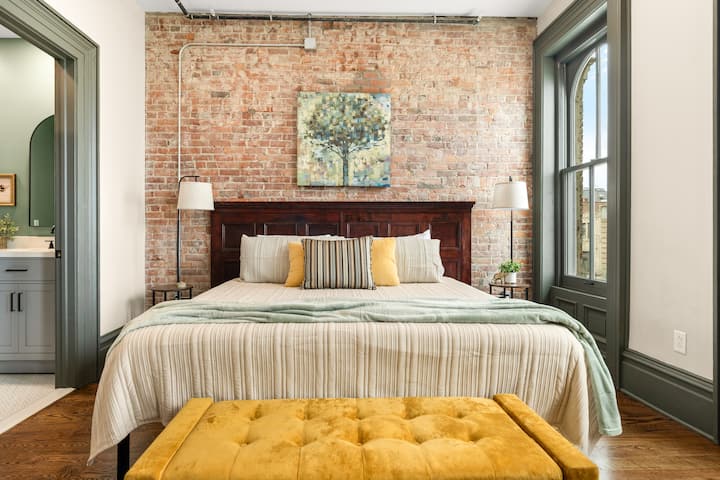 The softest king-sized bed, complete with fresh sheets, a warm comforter, and plenty of pillows to suit your preference. Being in Utica often means plenty of walking - this will be your most comfortable reward at the end of the day.
