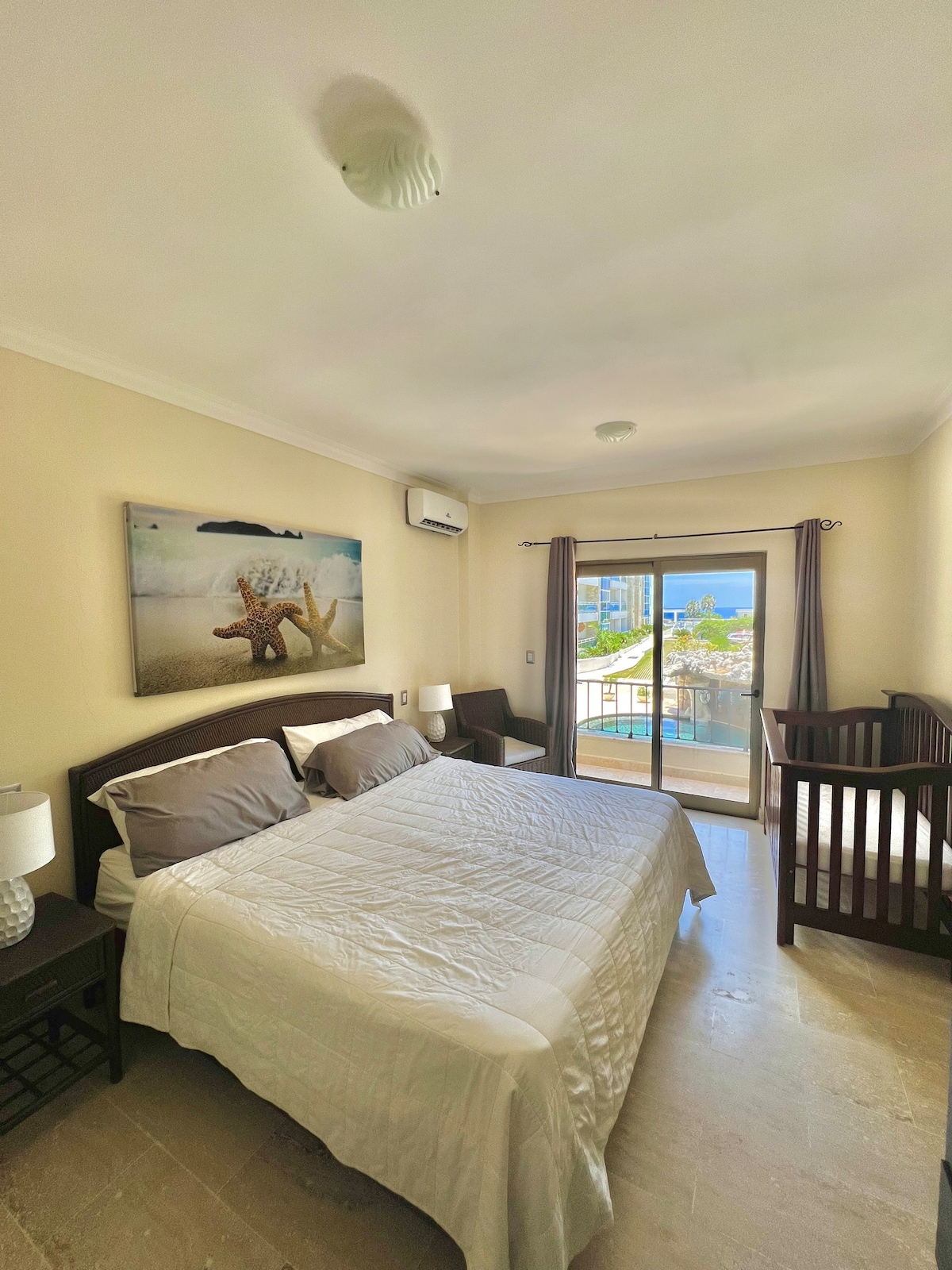 غرفة النوم 1