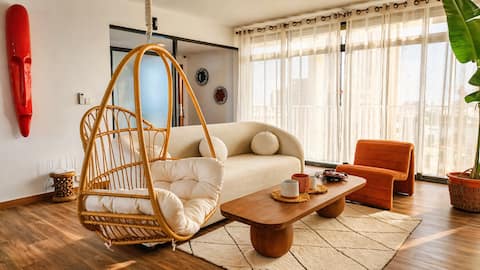 Lagoon view. Premium comfort. Central plateau