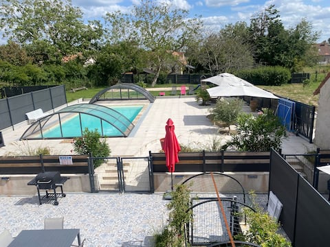 "L'Hortensia" pool gîte – 8 pers.