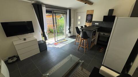 T2 apartment with garden