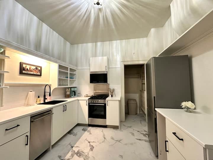 The Macberns Row House (Unit 2) - Geneva, NY