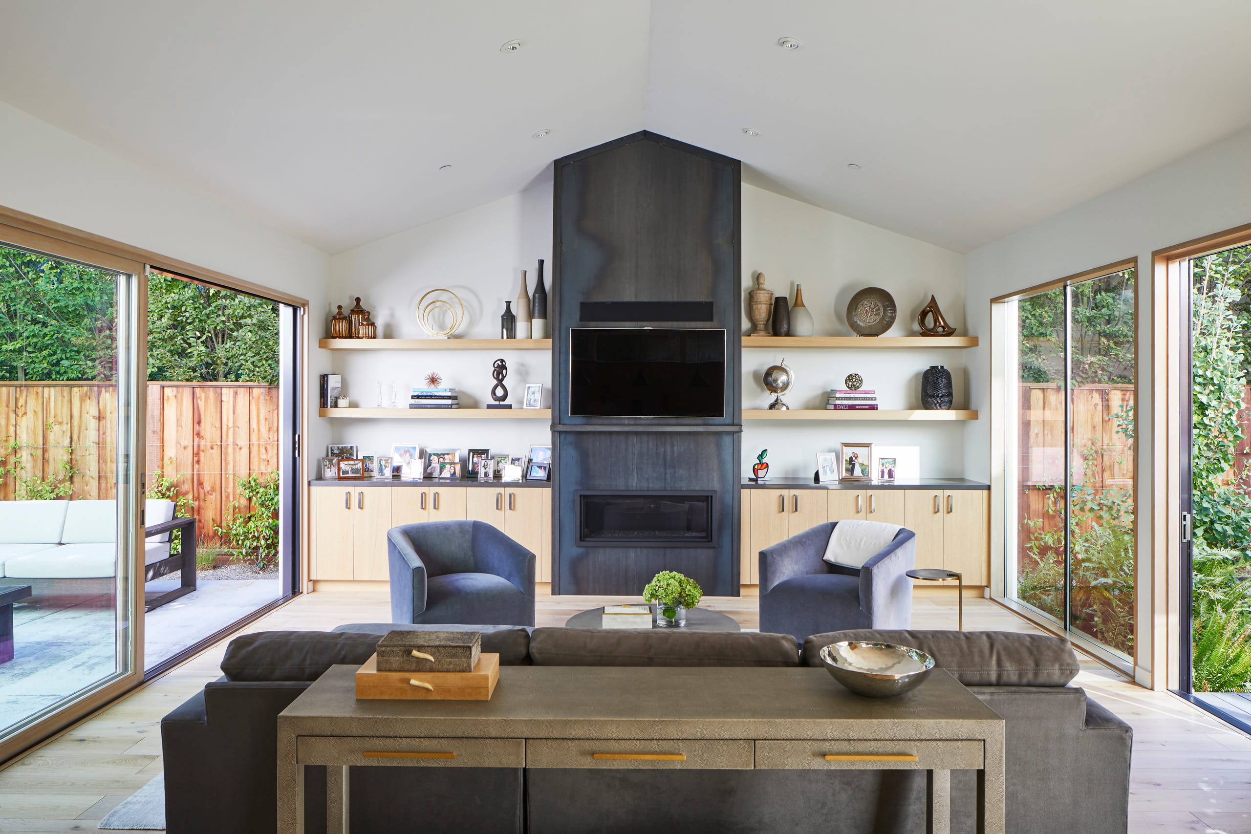 New Custom-Built Home Near Downtown Menlo Park - Photo 2