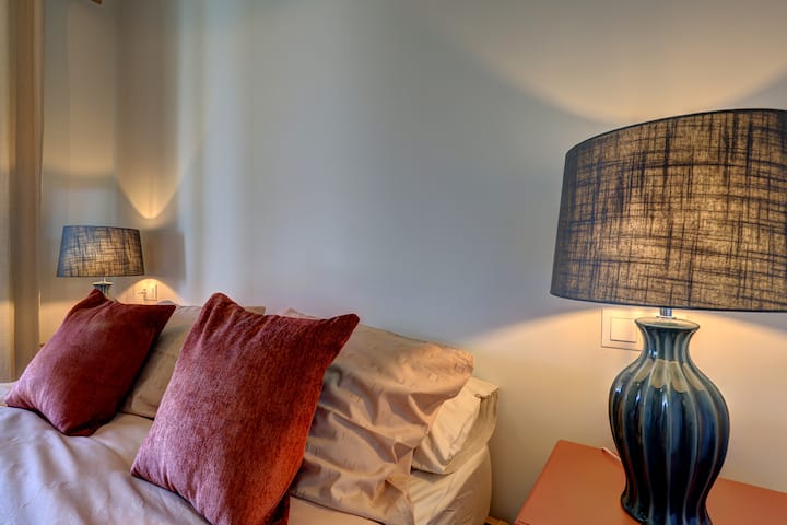 საძინებელი 1