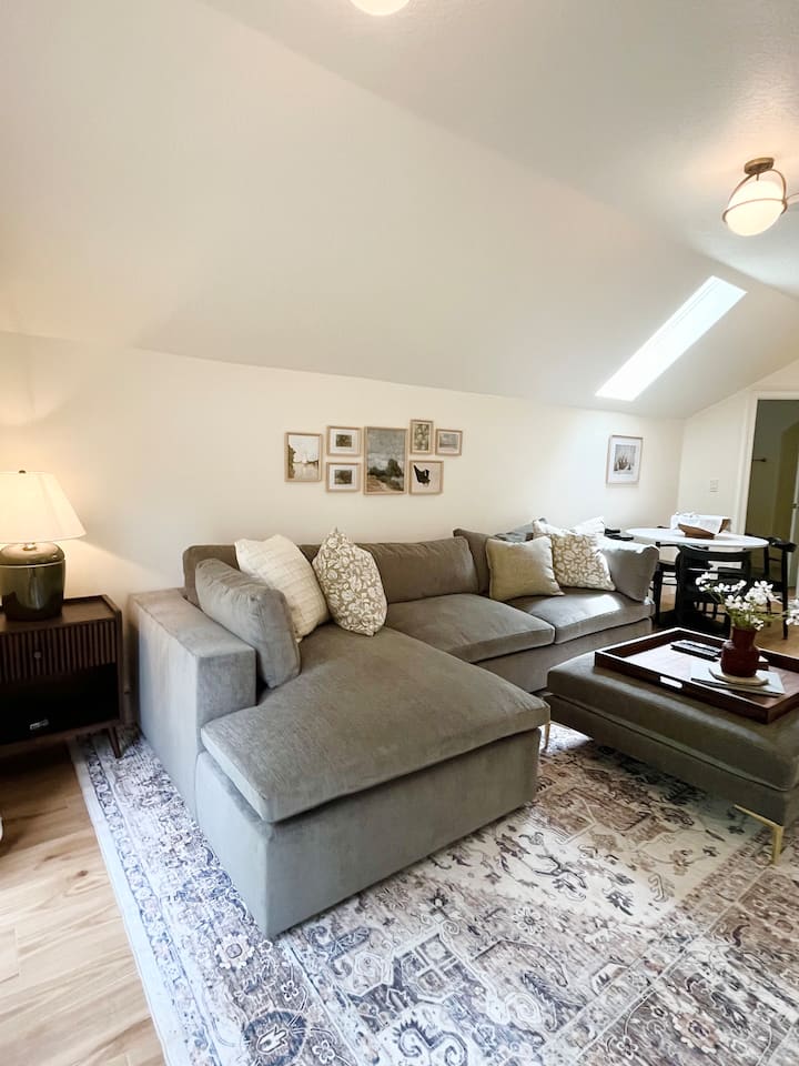 Brand New Suite In The Trees! - Eugene, OR