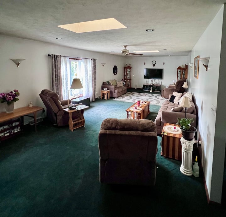 Large Residential In Mo-town - Morgantown, WV