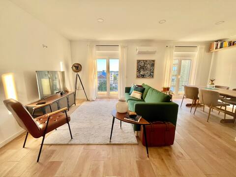 Verderena Guest Home | 2br with AC & river view