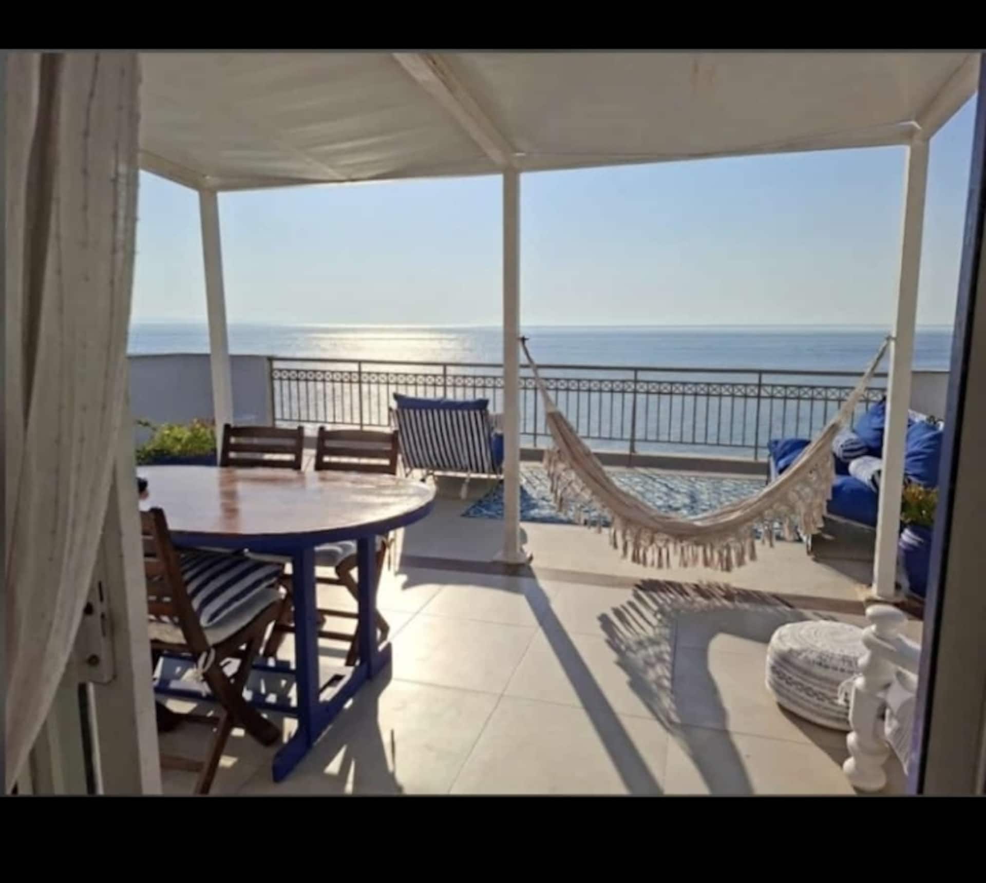 SEAFRONT APT.BIG TERRACE, ZANTE TOWN