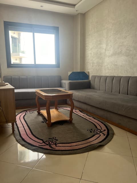 Top Airbnb: Beautiful studio with balcony in the center of casa in Arrondissement D'al Fida مقاطعة الفداء