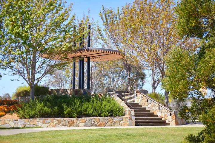 Tree of Life – In Melbourne by Brian & Chan