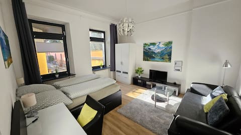 First floor city apartment / train - Rhine - hospital - close!
