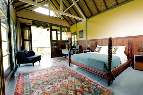 Two bedroom house with magnificent canyon view