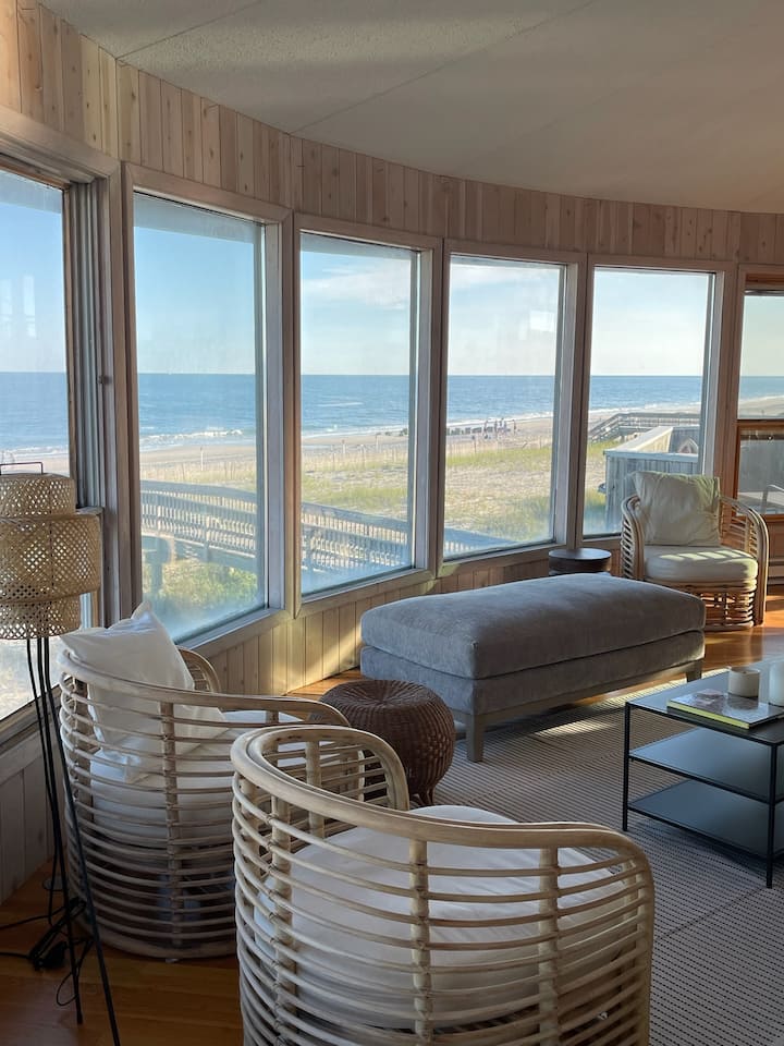 The Round House. Oceanfront In Fire Island. - Fire Island, NY