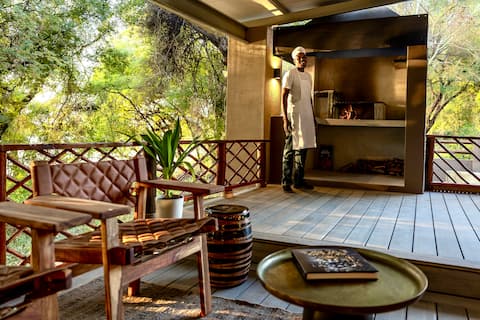 Chobe House - Private Villa