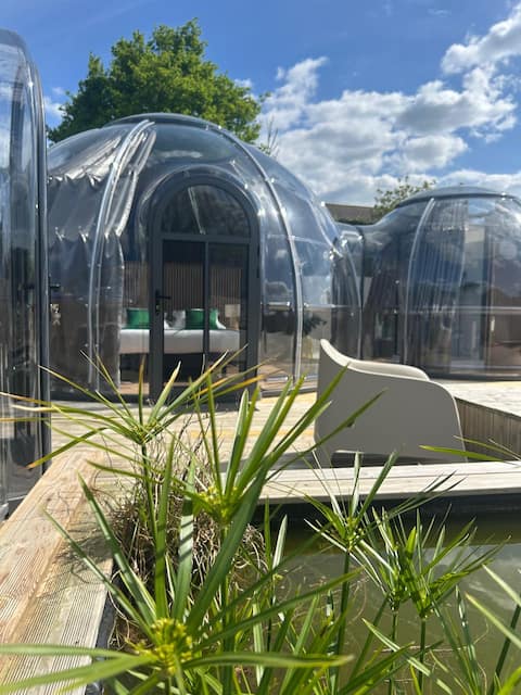 Transparent bubble suite with private hot tub