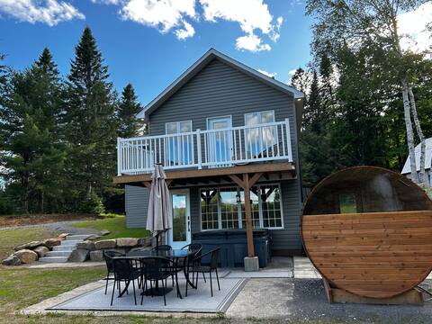 Nuna Chalet, Lake & Private Trails