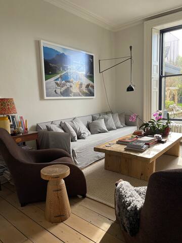 Georgian home, seaside location gallery image 5